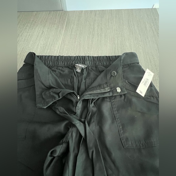 Joe Fresh Black Wide-Leg Pants with Belt – Size XS - Picture 4 of 6